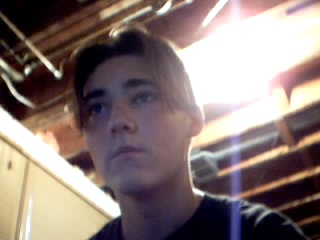 jeremybelow.jpg (22845 bytes)